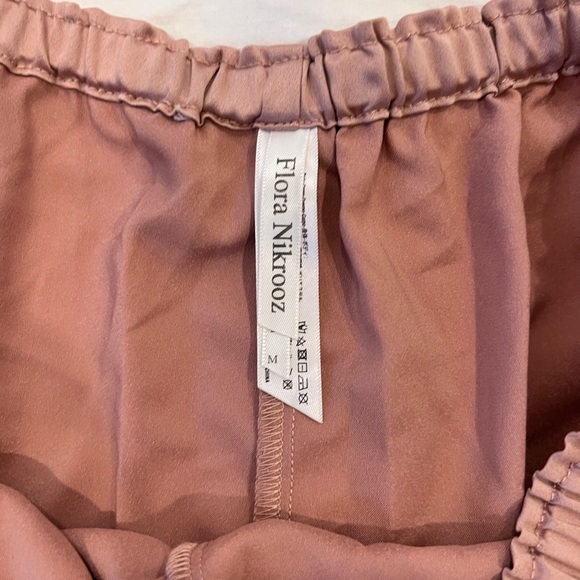 Revolve Satin PJ set - Picture 4 of 4